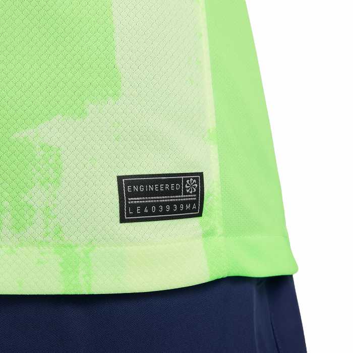 Nike FCバルセロナ ハーフジップウェア 蛍光イエロー リーガエスパニョーラ Nike FCバルセロナ ハーフジップウェア 蛍光イエロー リーガ