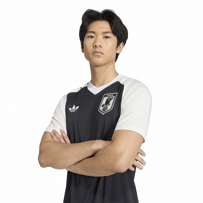 adidas（アディダス） サッカー日本代表 2026 プレマッチ ジャージー