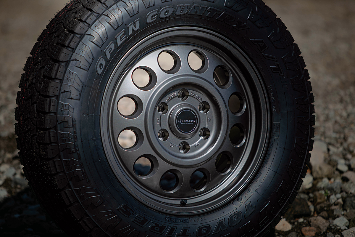 共豊 ランクル250 ランクル300 18インチ 265/65R18 ブリヂストン