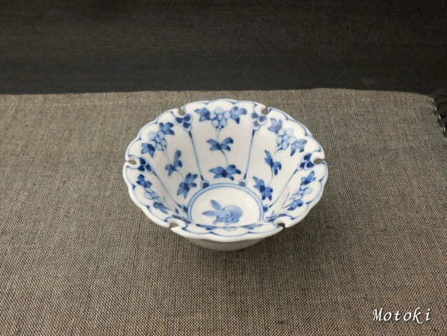 波佐見焼 染付 割草花兎紋 雪輪小付 可愛い シンプル 小鉢 うさぎ