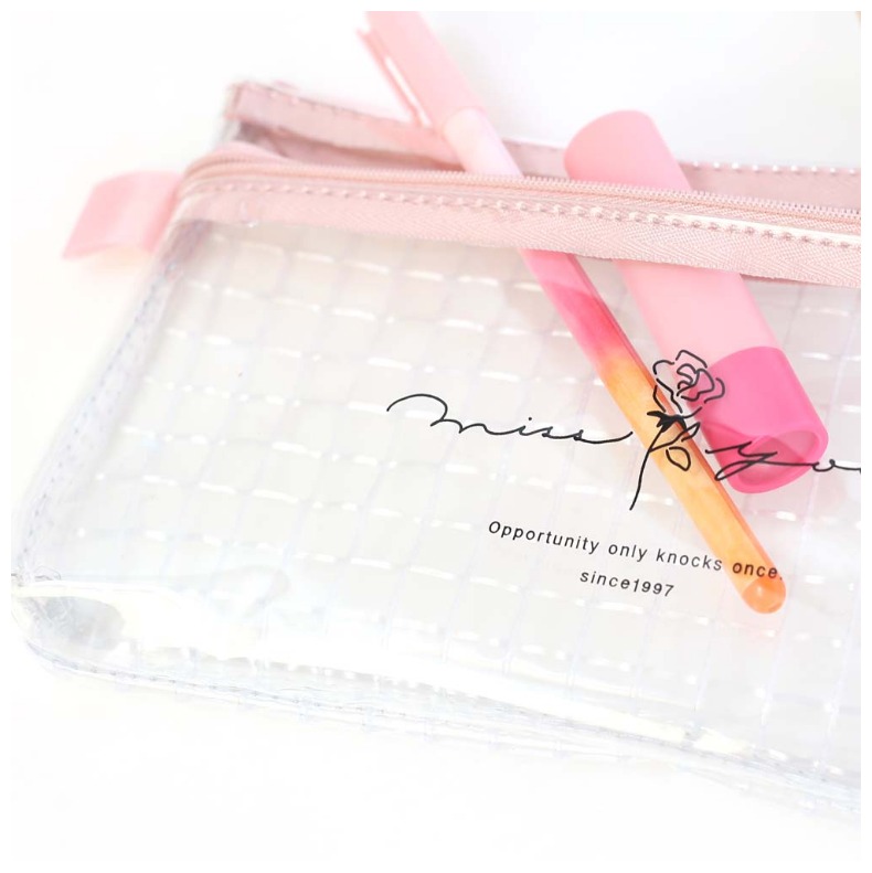 ラッピング無料 筆箱 かわいい 女の子 Like Me ペンポーチ クリアタイプ 中学生 小学生 文具 クリア 透明 低学年 高学年 ペンケース おしゃれ 誕生日プレゼント Pen485 ジュニア バッグの店 プリーズ 通販 Yahoo ショッピング 일본구매대행 직구 재팬스타일