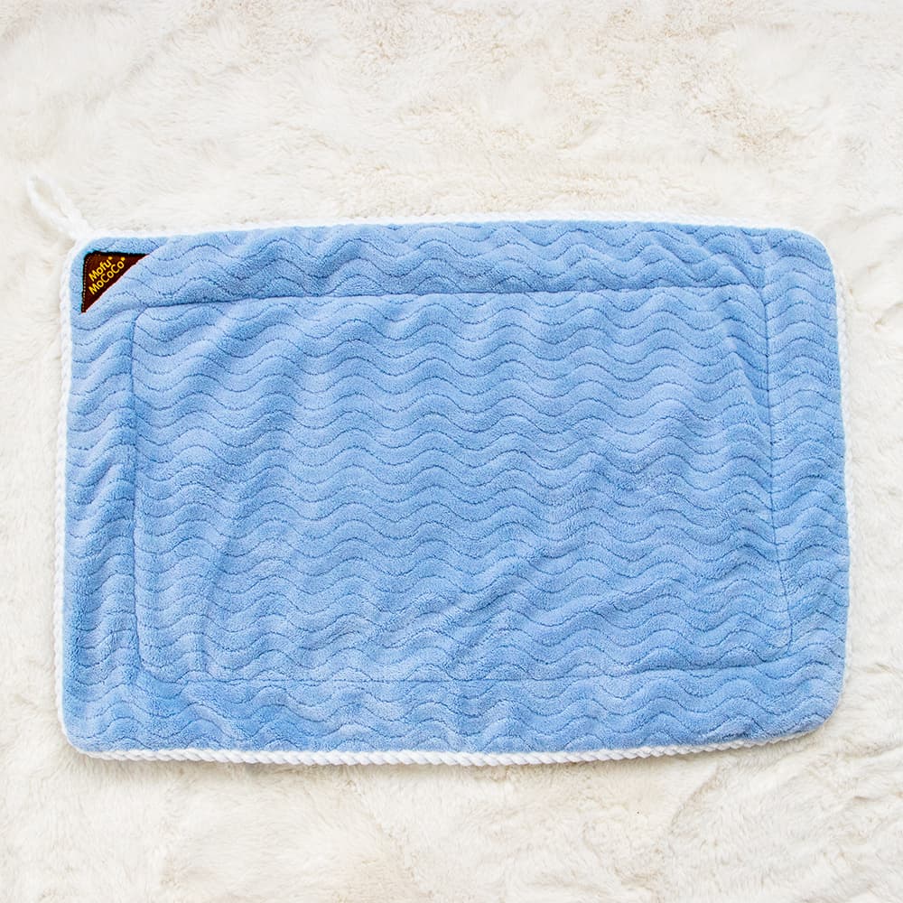 ペット用 吸水マット Lサイズ ループ付き 約70x50cm 綿の約6倍の吸水