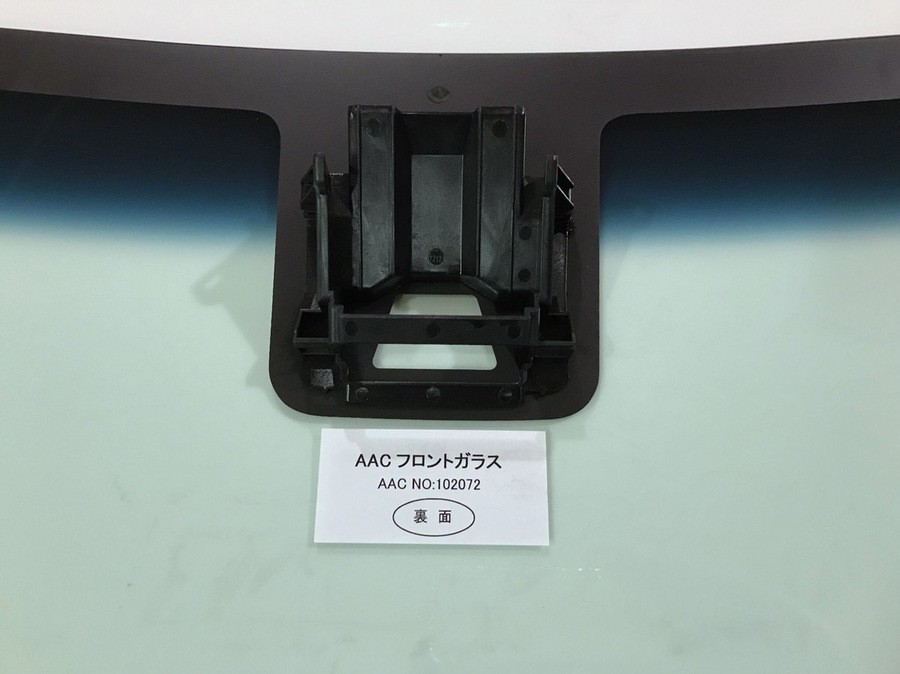 ダイハツ（DAIHATSU） フロントガラス ウェイク 5D ワゴン 純正品番
