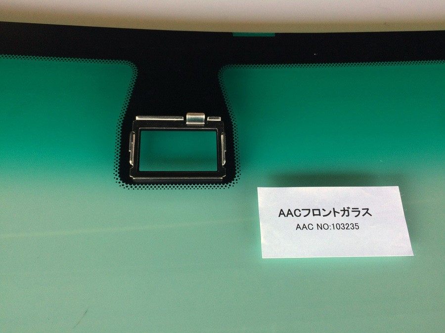 トヨタ（TOYOTA） フロントガラス セルシオ SDN 30系 4D ボカシ
