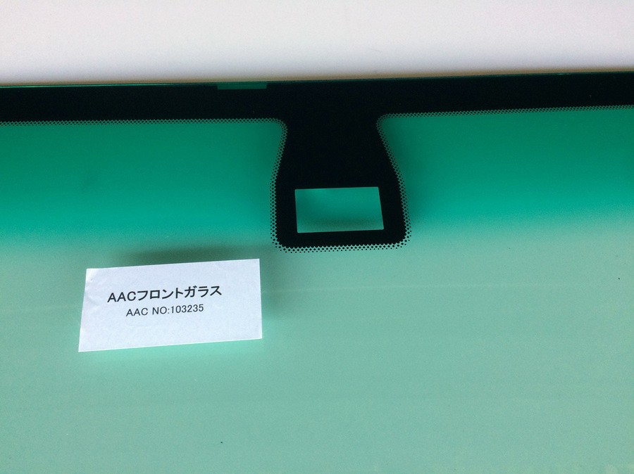 トヨタ（TOYOTA） フロントガラス セルシオ SDN 30系 4D ボカシ