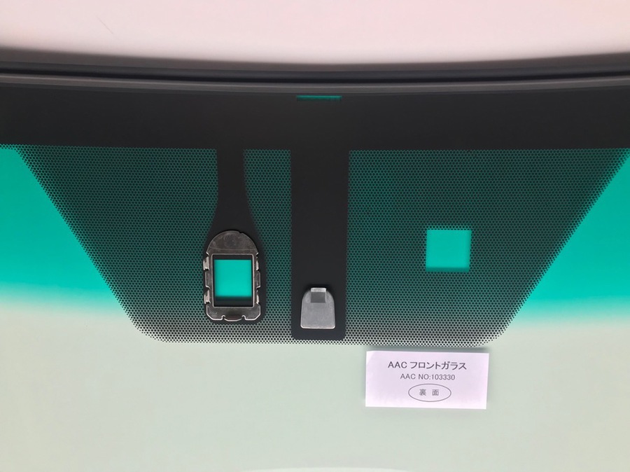 トヨタ（TOYOTA） フロントガラス マークX 4D セダン 純正品番:56101