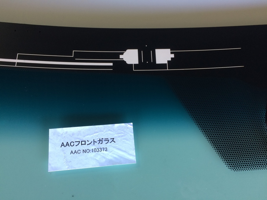 トヨタ（TOYOTA） フロントガラス クラウンマジェスタ 4S SDN 210系