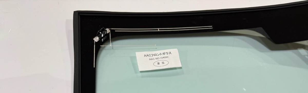 SUBARU（スバル） フロントガラス レガシィB4 SDN BM系 4D 65009AJ190