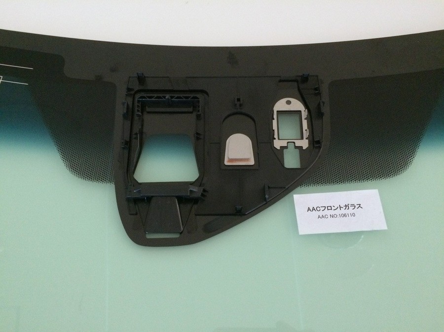 ホンダ（HONDA） フロントガラス ヴェゼル 5D ワゴン 純正品番:73111