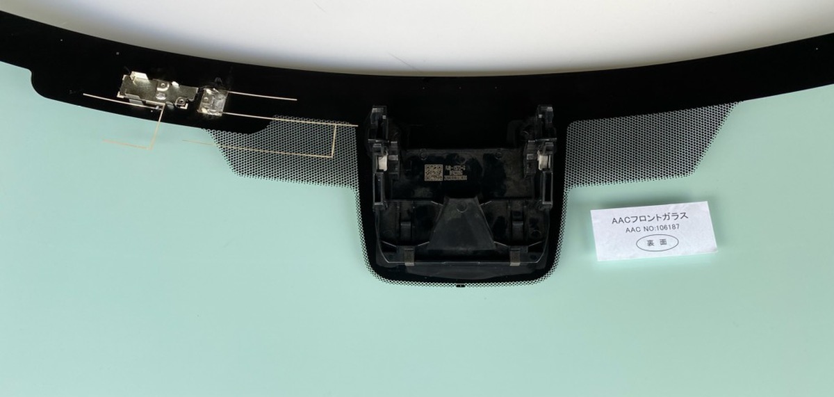 ホンダ（HONDA） フロントガラス N ONE 5D 純正品番:73111-T82-003 JG1