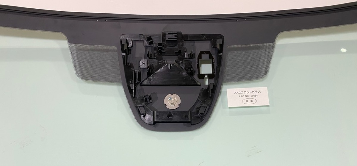 マツダオート三輪　純正フロントガラス マツダ（Mazda） フロントガラス CX-60 ワゴン 純正品番:KJG4-63-900D