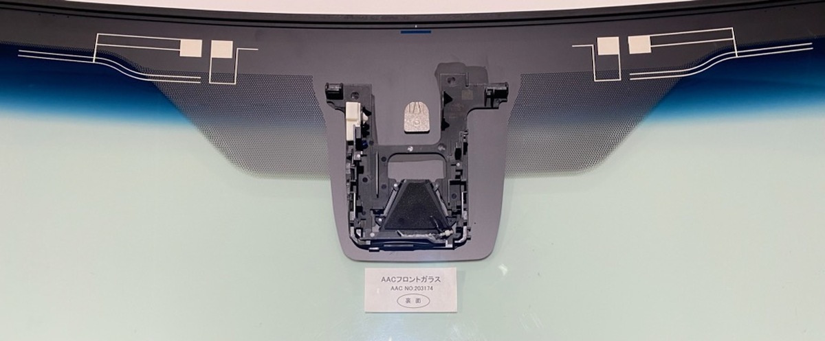 トヨタ（TOYOTA） フロントガラス ランドクルーザー プラド 5D ワゴン