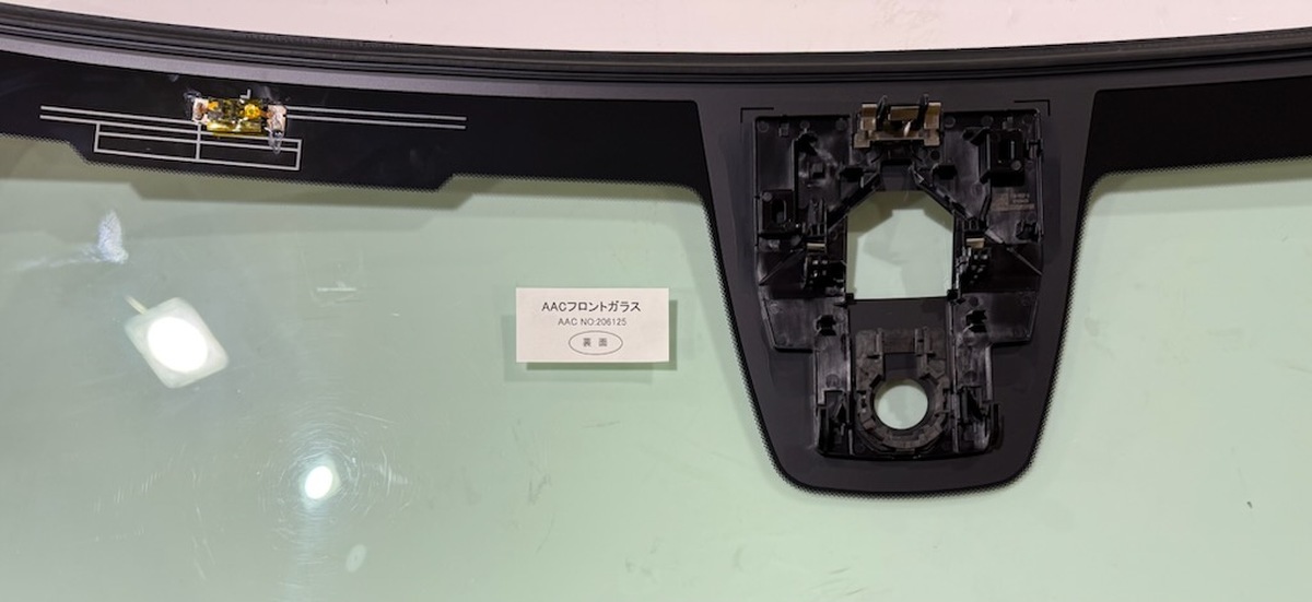 ホンダ（HONDA） フロントガラス ZR-V 5D ワゴン 純正品番:73111-3V0