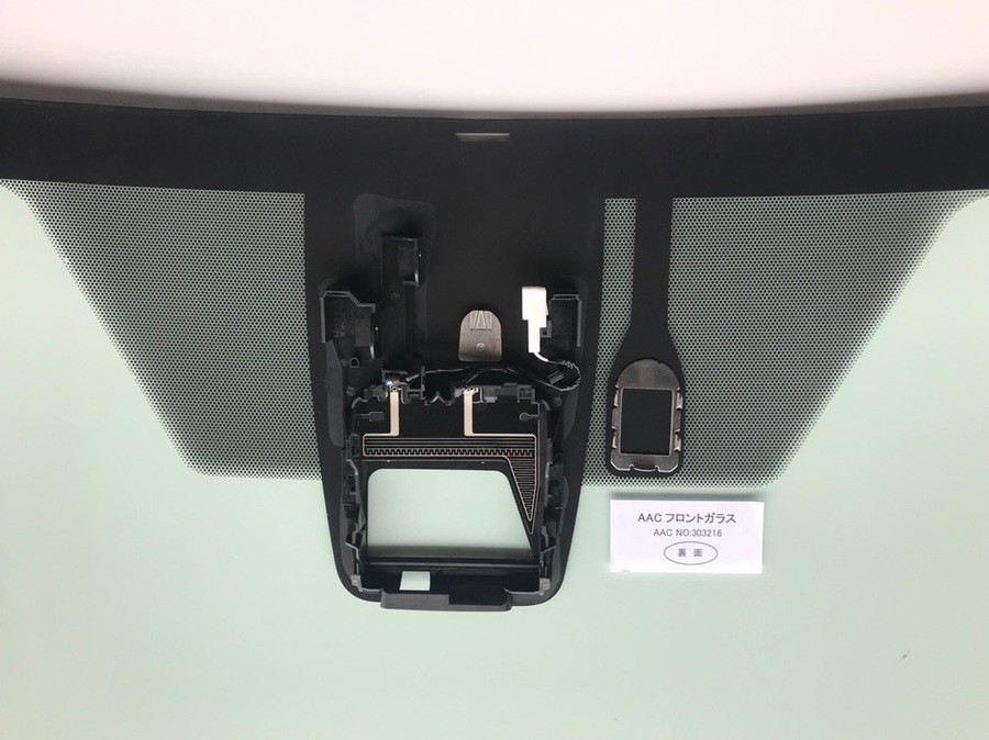 トヨタ（TOYOTA） フロントガラス ノア/ヴォクシー 5D ワゴン 純正品番