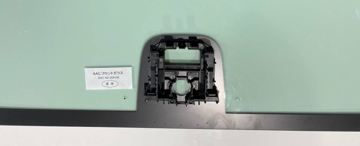 カラス フロントガラス ギガ 大型 トラック いすゞ 純正品番:※8