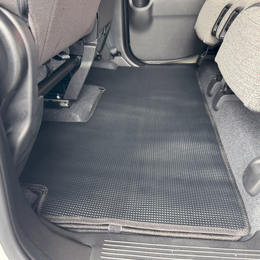 新型 スペーシア カスタム ギア MK94S MK54S 防水 フロアマット 2列目