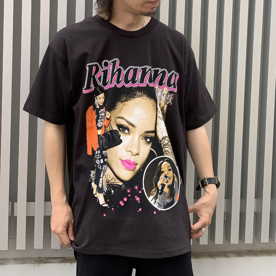 Rihanna Diamonds World Tour 2013 Black Shirt Size Small Read