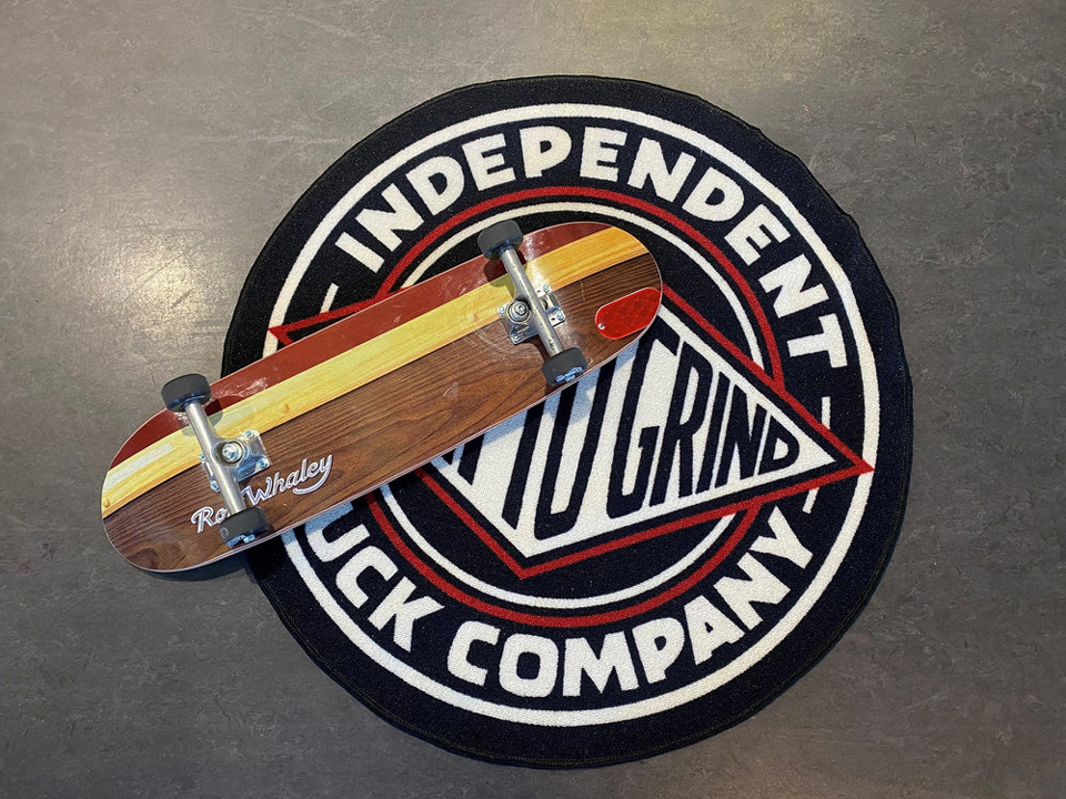 INDEPENDENT TRUCK COMPNY インディペンデントトラックス INDEPENDENT