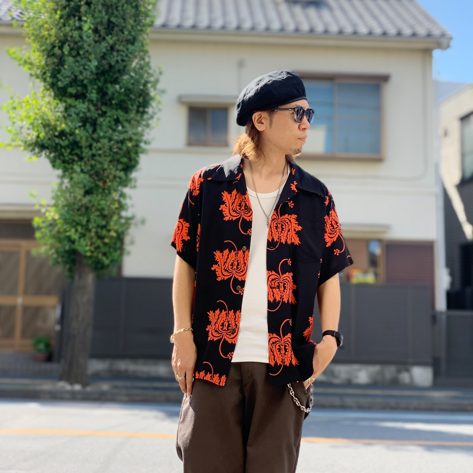 SUN SURF アロハシャツ Mサイズ ブラック/マルチカラー SUN SURF サンサーフ SS37782 JAPANESE MAPLE AND FANTAIL 金魚