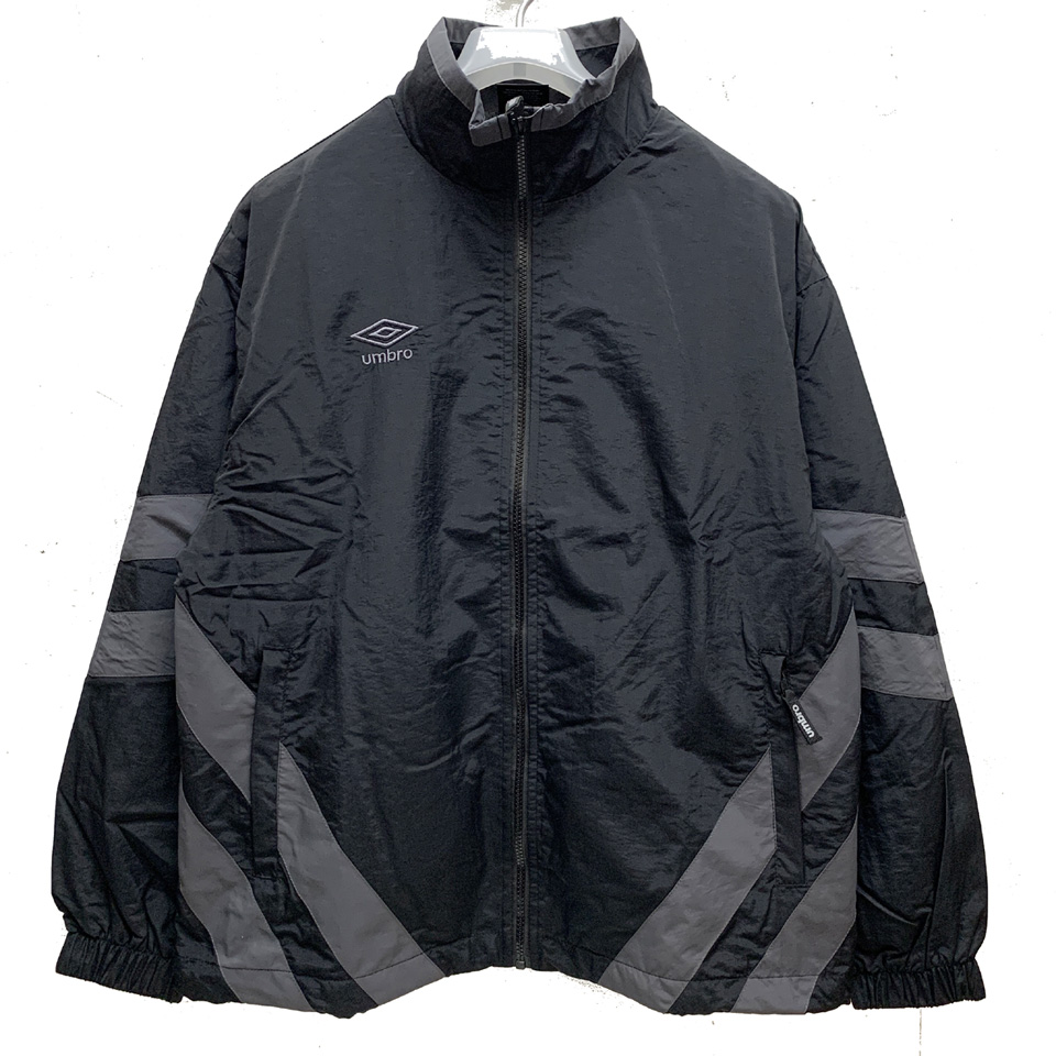 UMBRO トラックジャケット 90s グレー/ブラック Archive 90s Y2K UMBRO トラックジャケット - メルカリ