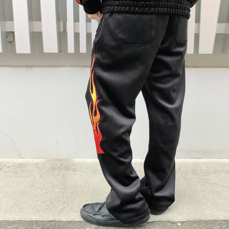 グラマラスジーンズ　ベルベット　パンツ　ブラック　ベロア　暖かい　厚手 グラマラスジーンズベルベットパンツブラックベロア暖かい厚手