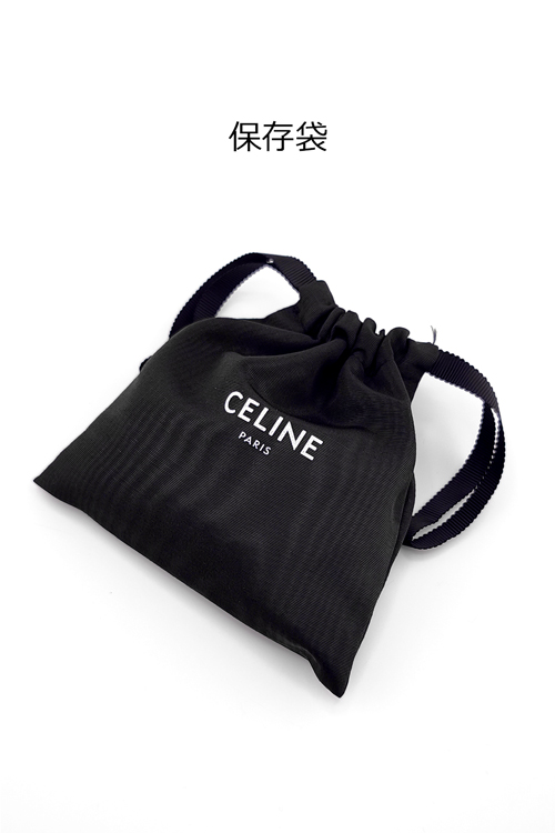 CELINE（セリーヌ） 【正規ラッピング済】 財布 三つ折り コイン入れ