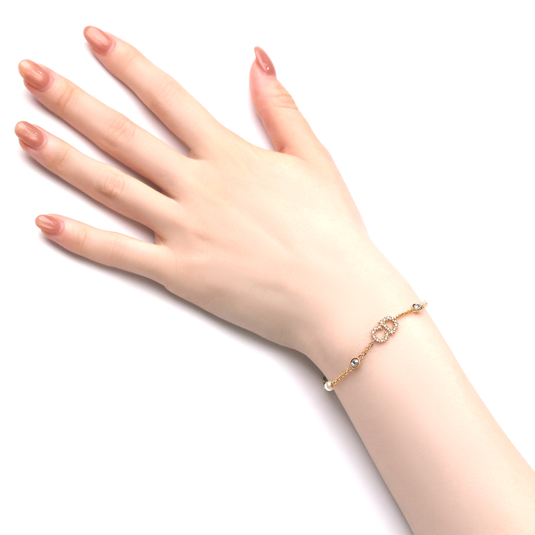 Dior ディオール Clair D Lune ブレスレット Clair D Lune Bracelet Gold-Finish Metal, White Resin Pearls