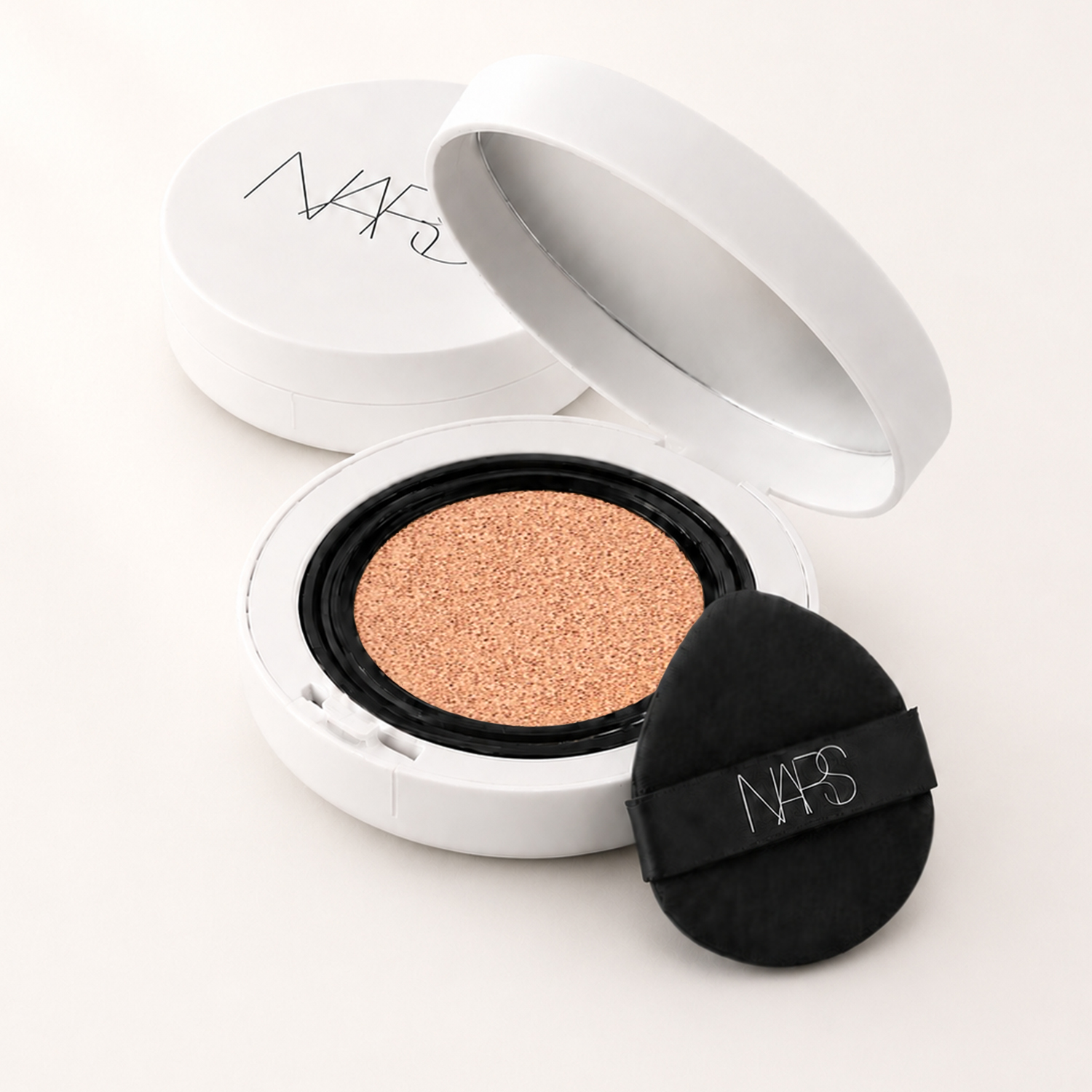 NARS（ナーズ） ファンデーション ライトリフレクティング セラム