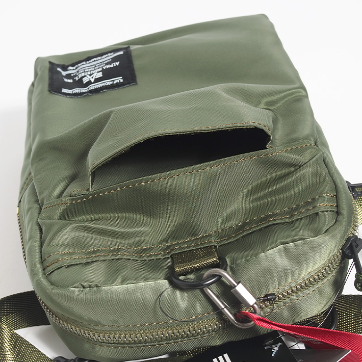 アルファロメオ　ポーチ アルファ ロメオ オリジナルポーチ H115×W180×D90mm