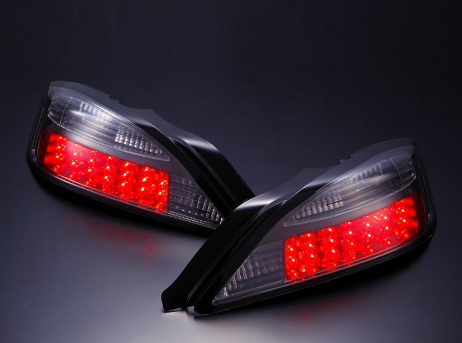 D-MAX  S15シルビア LEDテールランプ（スモーク）の画像