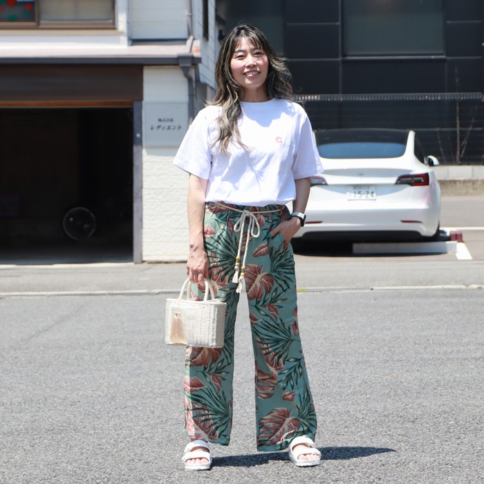 関税送料込 Minga London スタッズ ブラックデニム ホットパンツ ホットパンツ | STORES