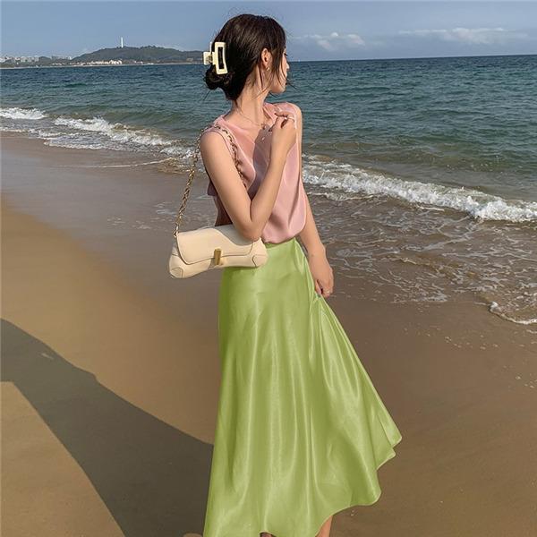 ロングスカート レディース マキシ丈スカート ウエストゴム 無地 ゆったり 夏 涼しい 薄手 快適 高級感 おしゃれ ハイウエスト お出かけ 柔らかい | ブランド登録なし | 03