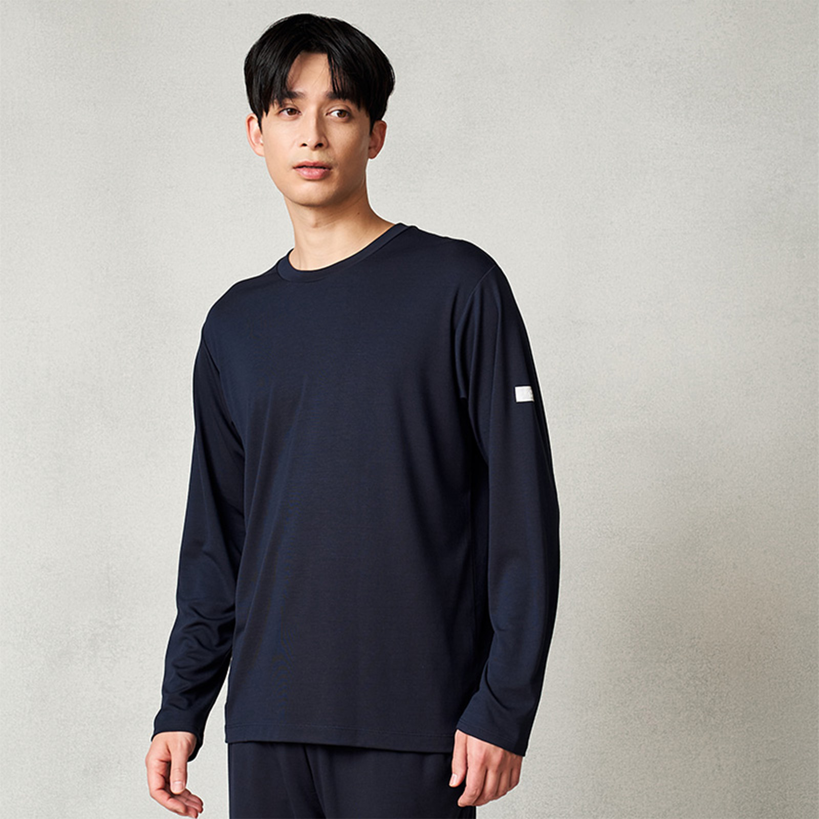 リファ　リカバリーウェアモイストスムースロングスリーブプルオーバー+ パンツ ReFa（リファ） ○ReFa メンズ リカバリーウェア○リファバイタル