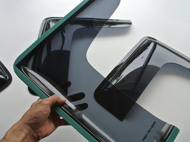ハイエース200系 網戸 対応 小窓 バイザー 4型以降 1P オグショー FLEX