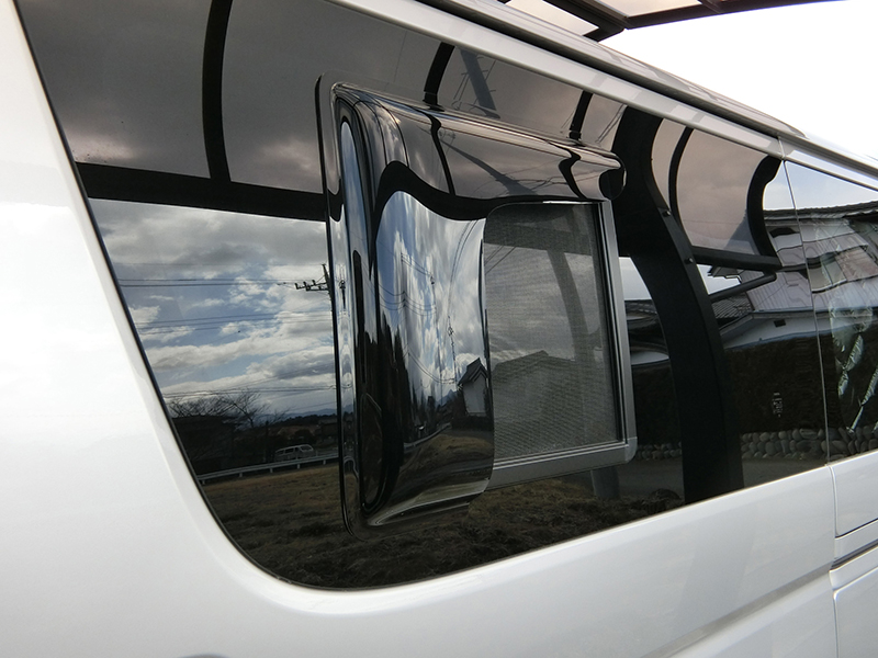 ハイエース200系 網戸 対応 小窓 バイザー 4型以降 1P オグショー FLEX