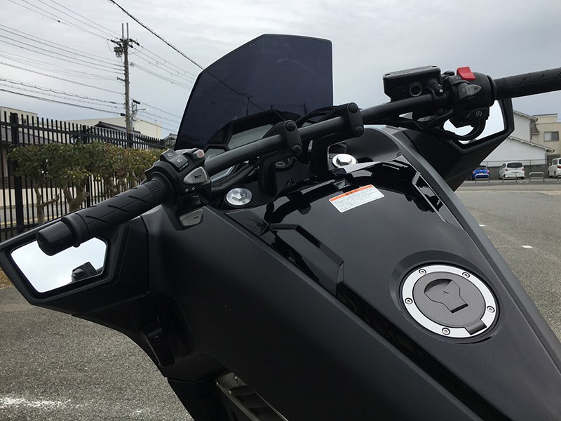 8月中旬入荷 ホンダ NM4 ウインドシールド ダーク エッジドシェイプ