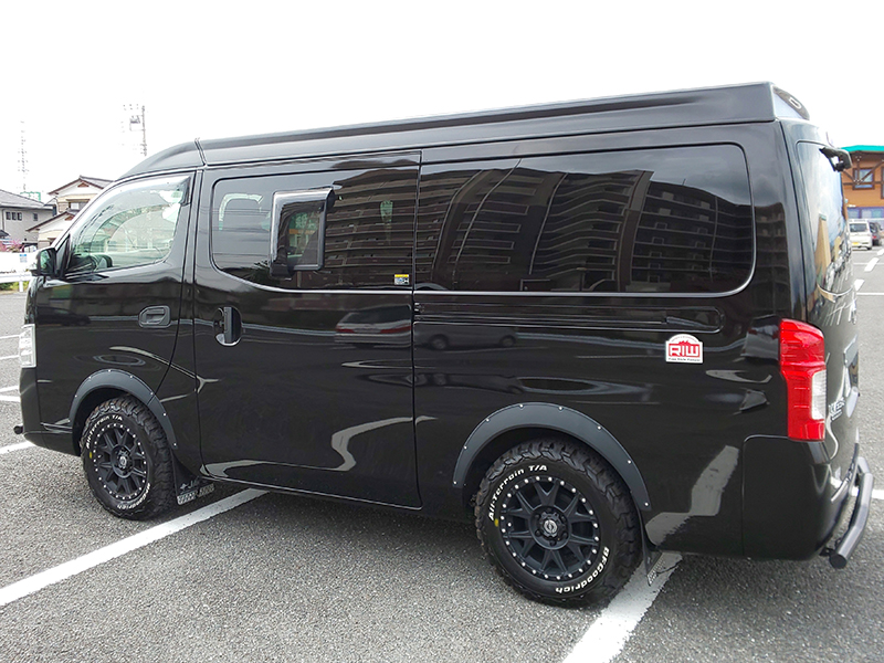 NV350 キャラバン 網戸用 小窓 バイザー 1P オグショー マドンナ UI