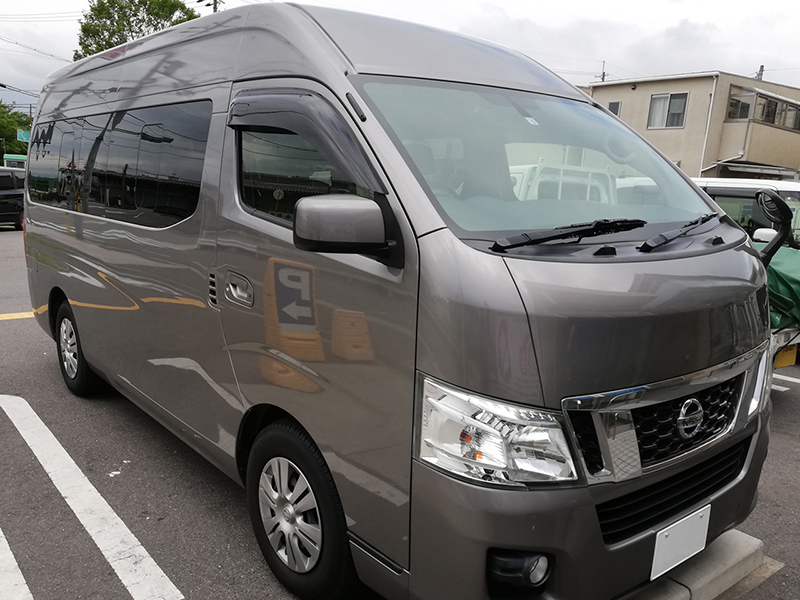 NV350 キャラバン ドアバイザー ビッグ ワイドバイザー ダーク パーツ