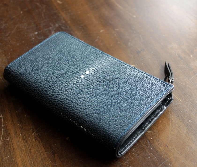 L字ラウンドファスナー長財布/スティングレイ・エイ/パープルネイビー