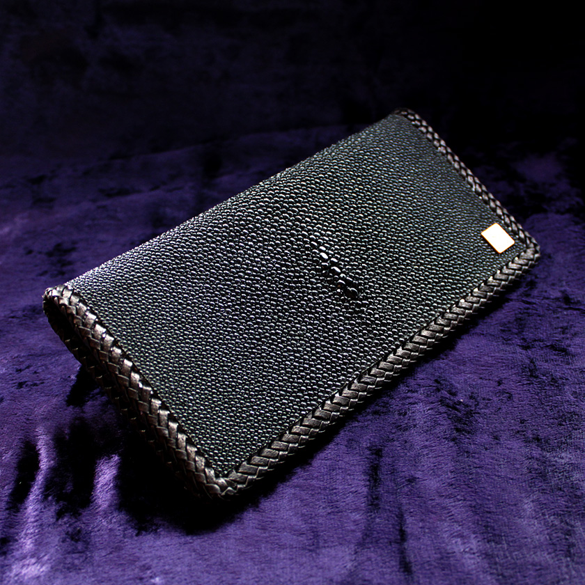【最終値下げ】エイ革　スティングレイ　財布 スティングレイ・エイ革長財布/キャビアブラック/ブラックレース編み