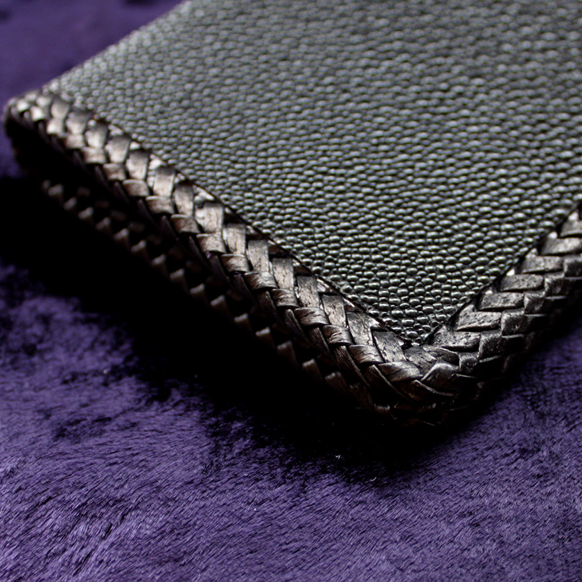 スティングレイ 折りたたみ 長財布 キャビア加工 エイ革 レザー 黒×白×灰 スティングレイ 長財布 スティングレイ 折りたたみ 長財布 キャビア