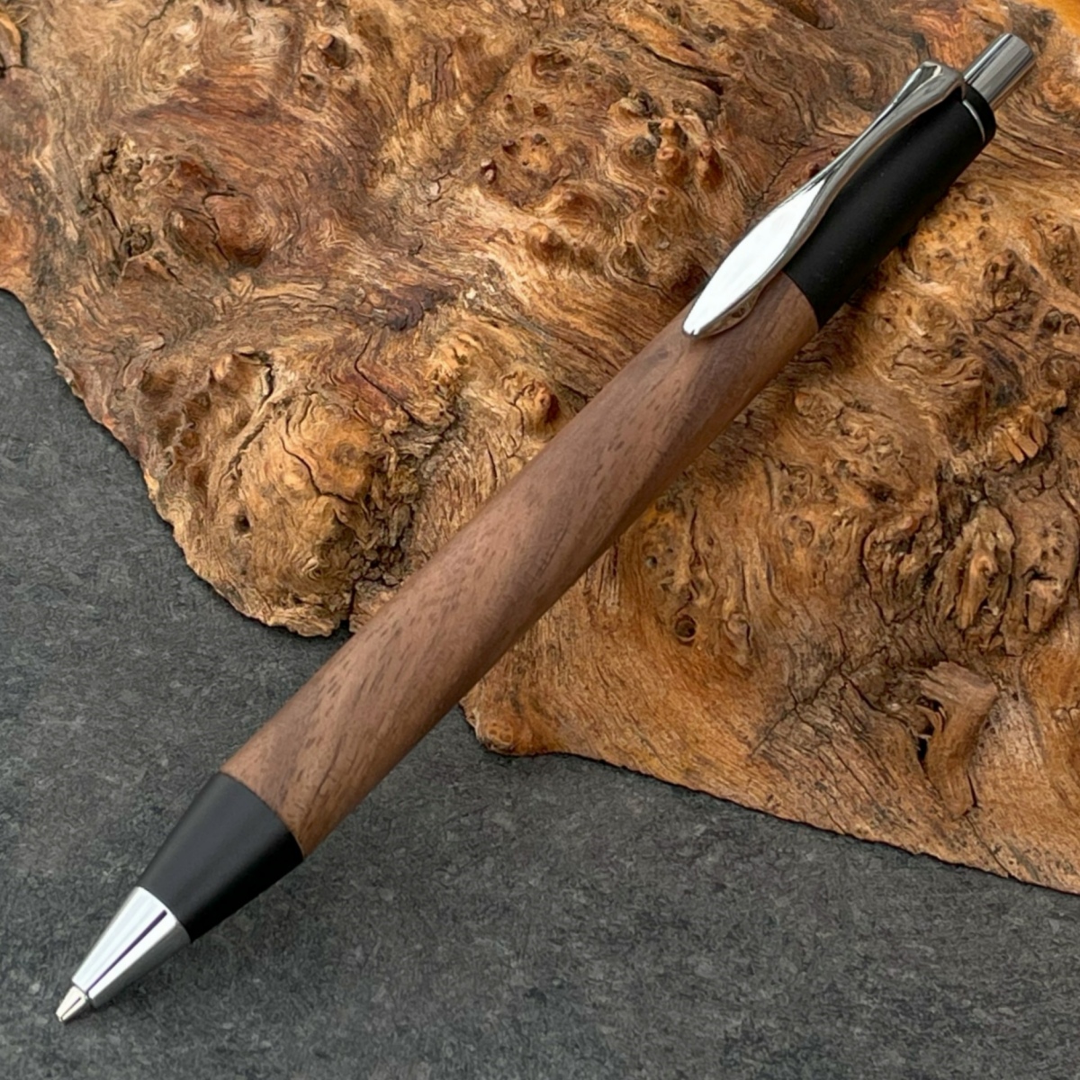 胡桃・ブラックウォールナット・上杢 / 2つの内部機構を持つ新感覚の木