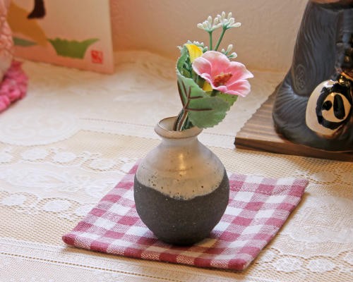 ＼半額SALE／ 信楽焼 高さ４２cm 黒釉千段 花入れ 花瓶 水盤 花瓶
