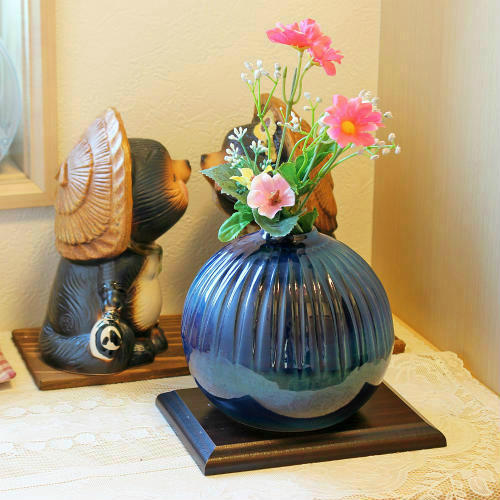 値下げしました⤵信楽焼 花入れ 金彩彫花瓶 高さ３３cm(化粧箱入り) - 花瓶