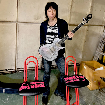 楽器演奏用高低可動折りたたみ椅子 座面高さ47-82cm 無段階調整 足置き付 折りたたみ式 日本製 完成品 演奏 コントラバス ギター プロ愛用 RST-RD RST-BK チェア