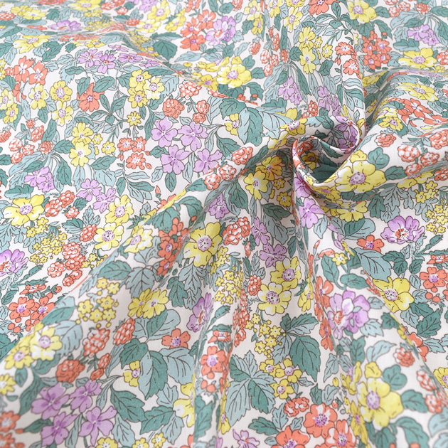 LIBERTY.（リバティ） 生地 リバティプリント イタリア製 ヘッジロウ