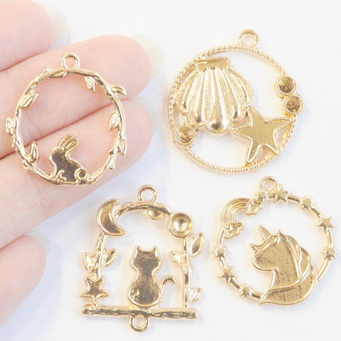 超美品 クマ 熊 ペア 王冠 セット シリコンモールド 動物 かわいい マスコット ウエディング カップル レジン アロマストーン 手作り 石鹸  キャンドル 樹脂 粘土 オルゴナイト 型 抜き型 くま