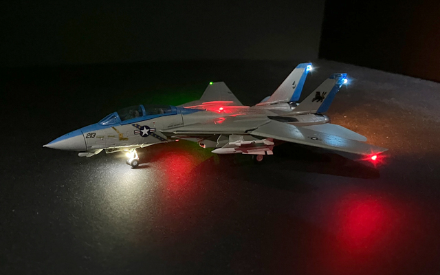 1/144 戦闘機プラモデル電飾用 LEDパーツセット ※このセットには模型は