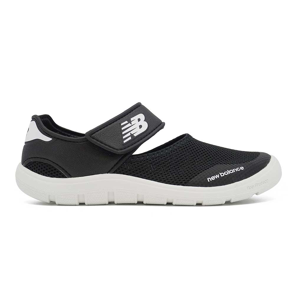New Balance（ニューバランス） キッズ サンダル Y208 53L 黒 ジュニア
