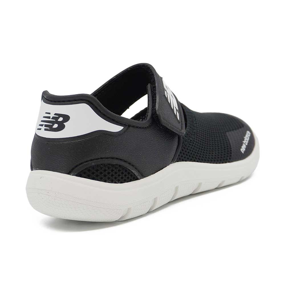 New Balance（ニューバランス） キッズ サンダル Y208 53L 黒 ジュニア